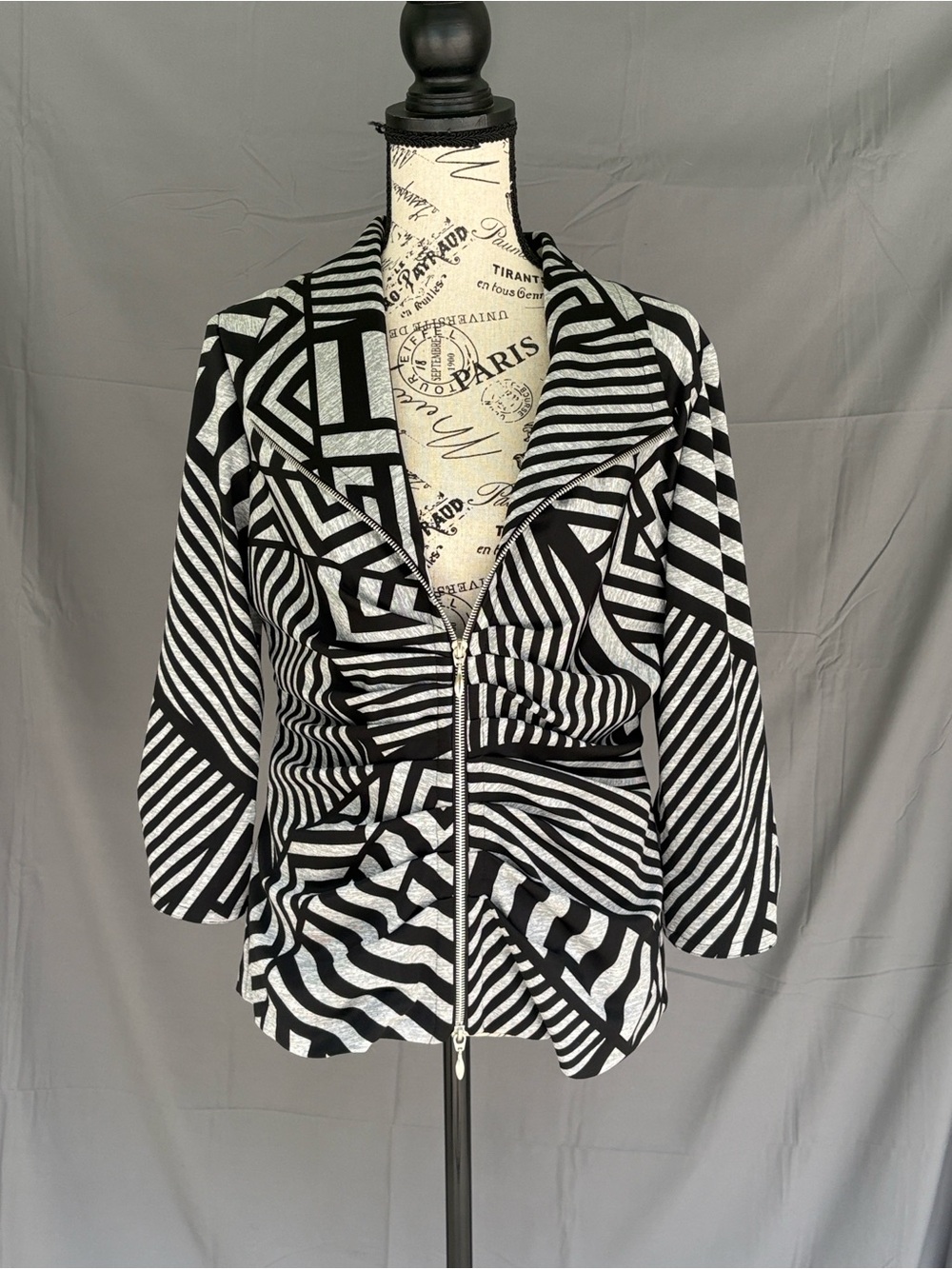 Joseph Ribkoff 3/4 Sleeve Fitted Ruched Detail Zip Jacket Blazer Sz 12